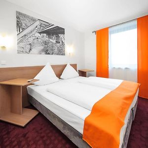 Mcdreams Hotel Wuppertal City